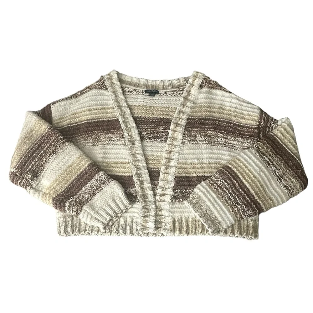 🩵Wild Fable Cropped Cardigan - Size Women’s Medium - Picture 2 of 7